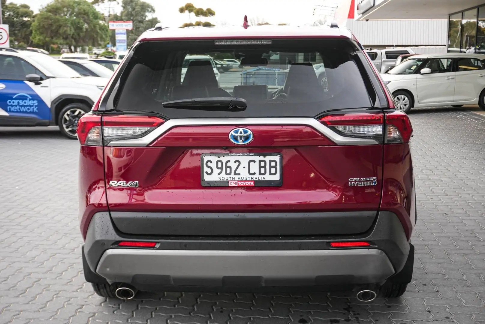 2019 Toyota RAV4 Gallery Image 6