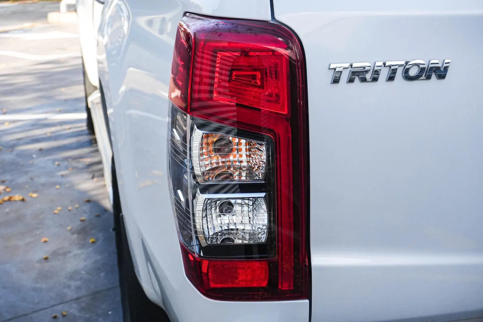 2019 Mitsubishi Triton Gallery Image 13