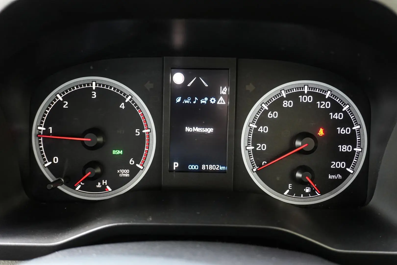 2021 Toyota Hiace Gallery Image 16