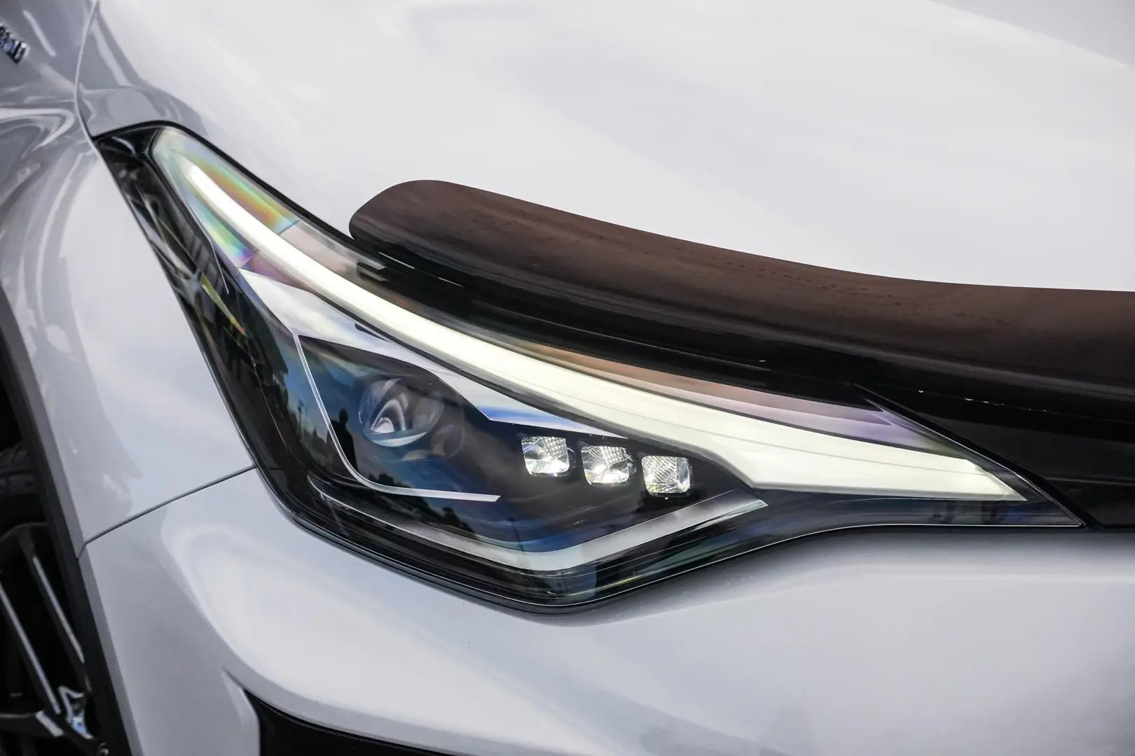 2021 Toyota C-HR Gallery Image 11