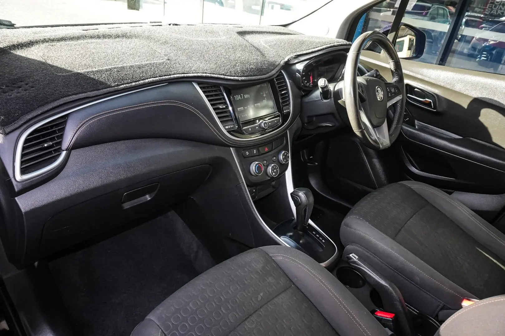 2017 Holden Trax Gallery Image 9
