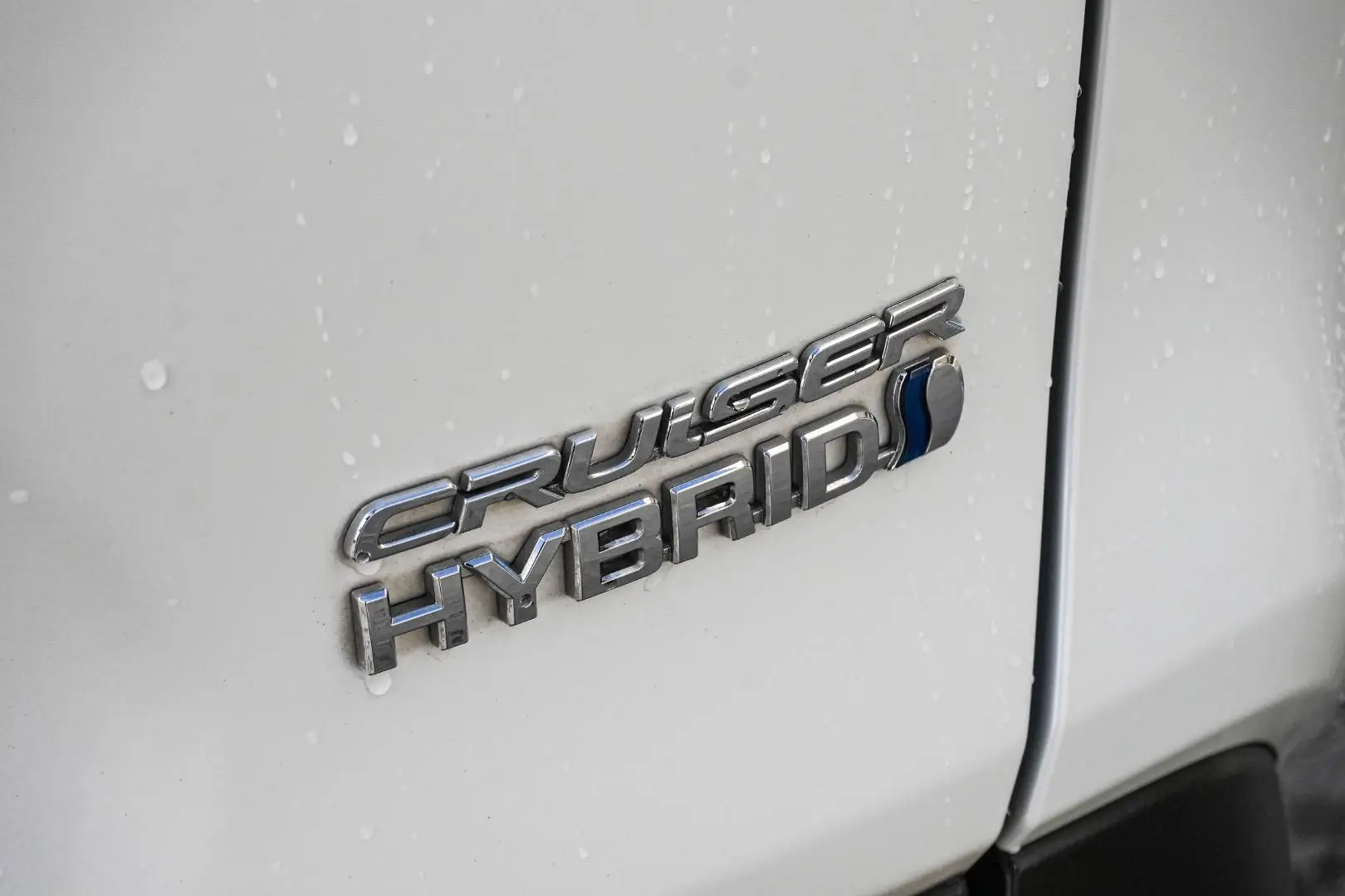 2020 Toyota RAV4 Gallery Image 16