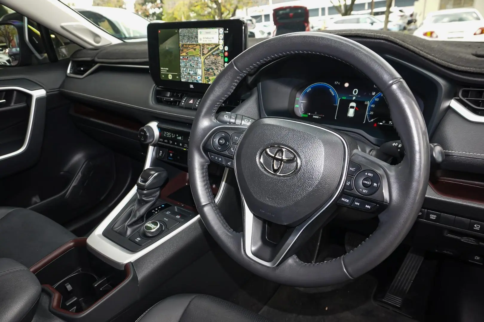 2024 Toyota RAV4 Gallery Image 7