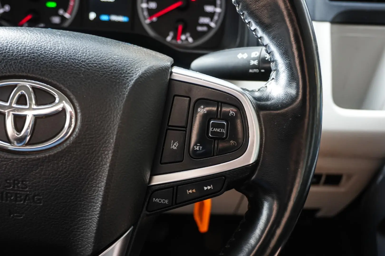 2021 Toyota Hiace Gallery Image 20