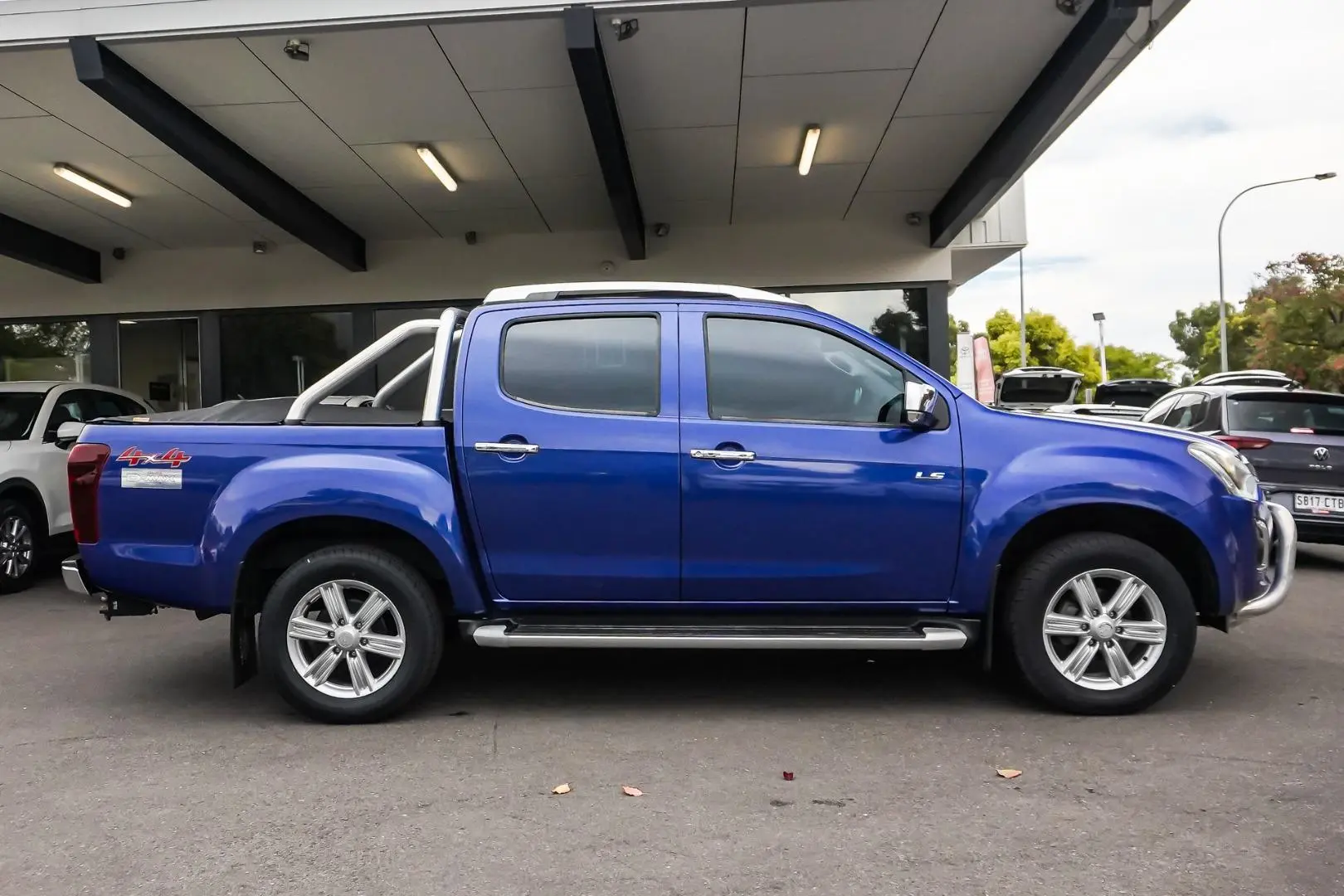 2018 Isuzu D-MAX Gallery Image 4