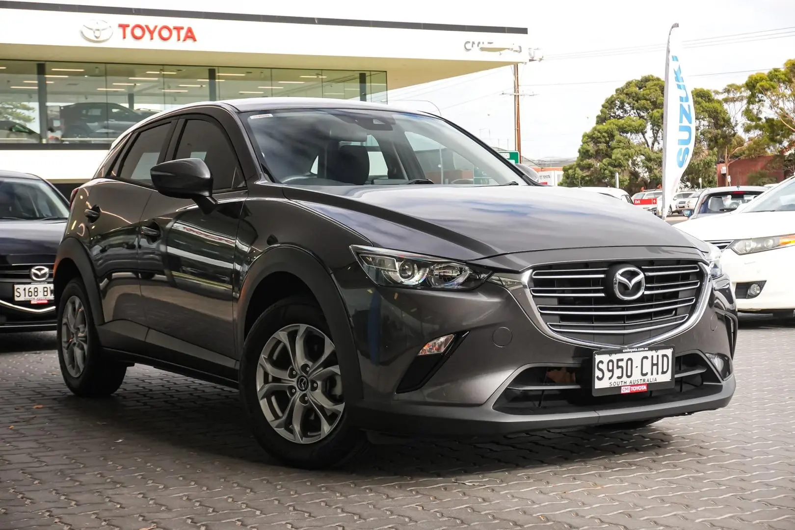 2019 Mazda CX-3 Gallery Image 2