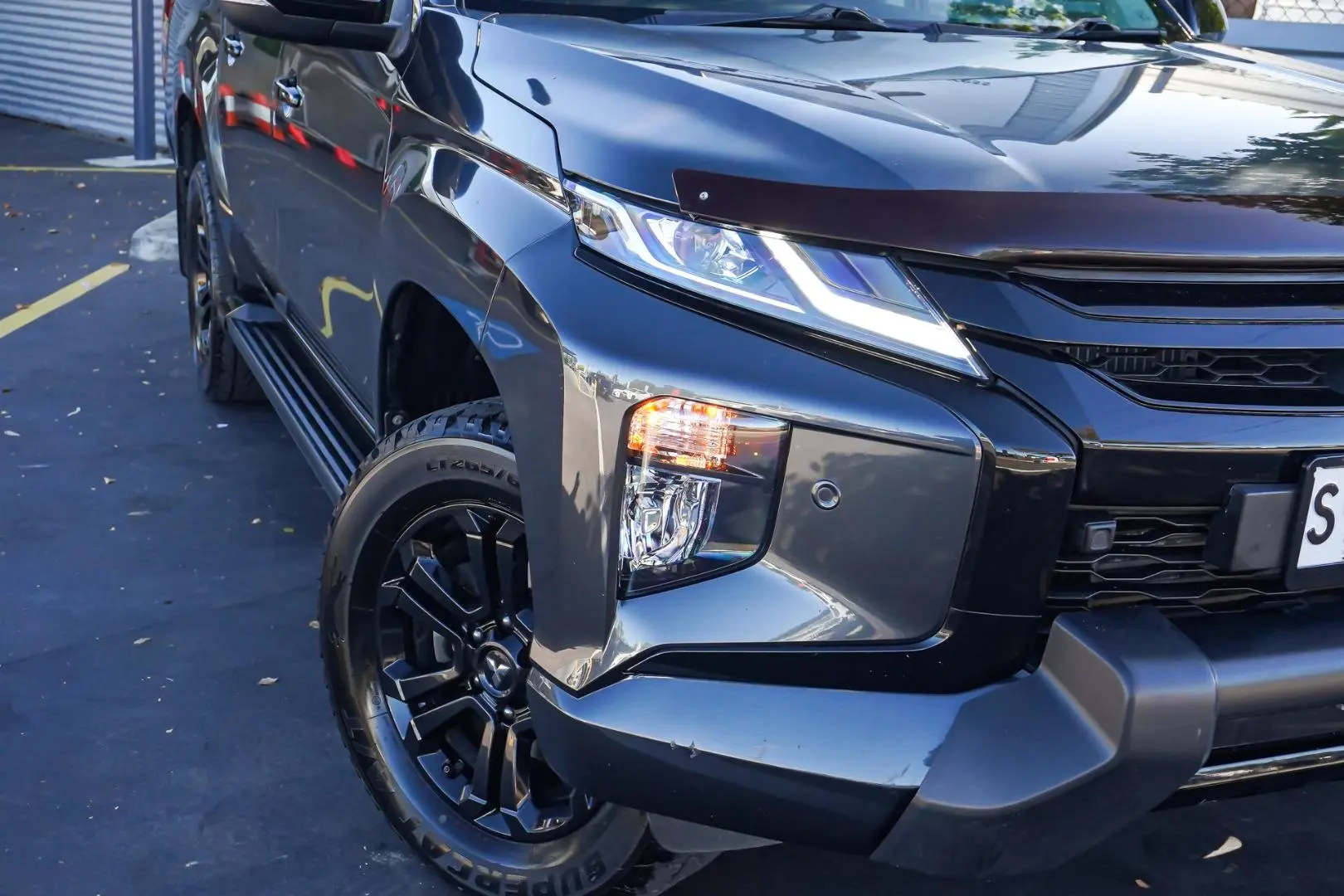 2021 Mitsubishi Triton Gallery Image 11