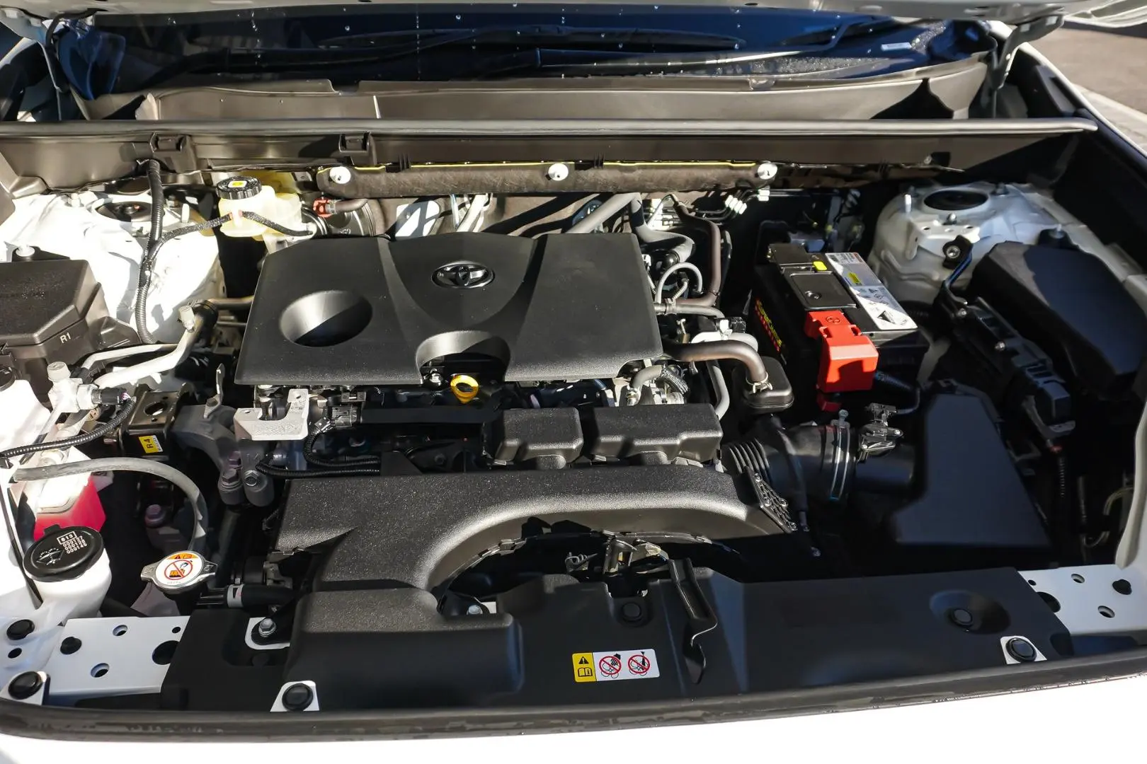 2021 Toyota RAV4 Gallery Image 25
