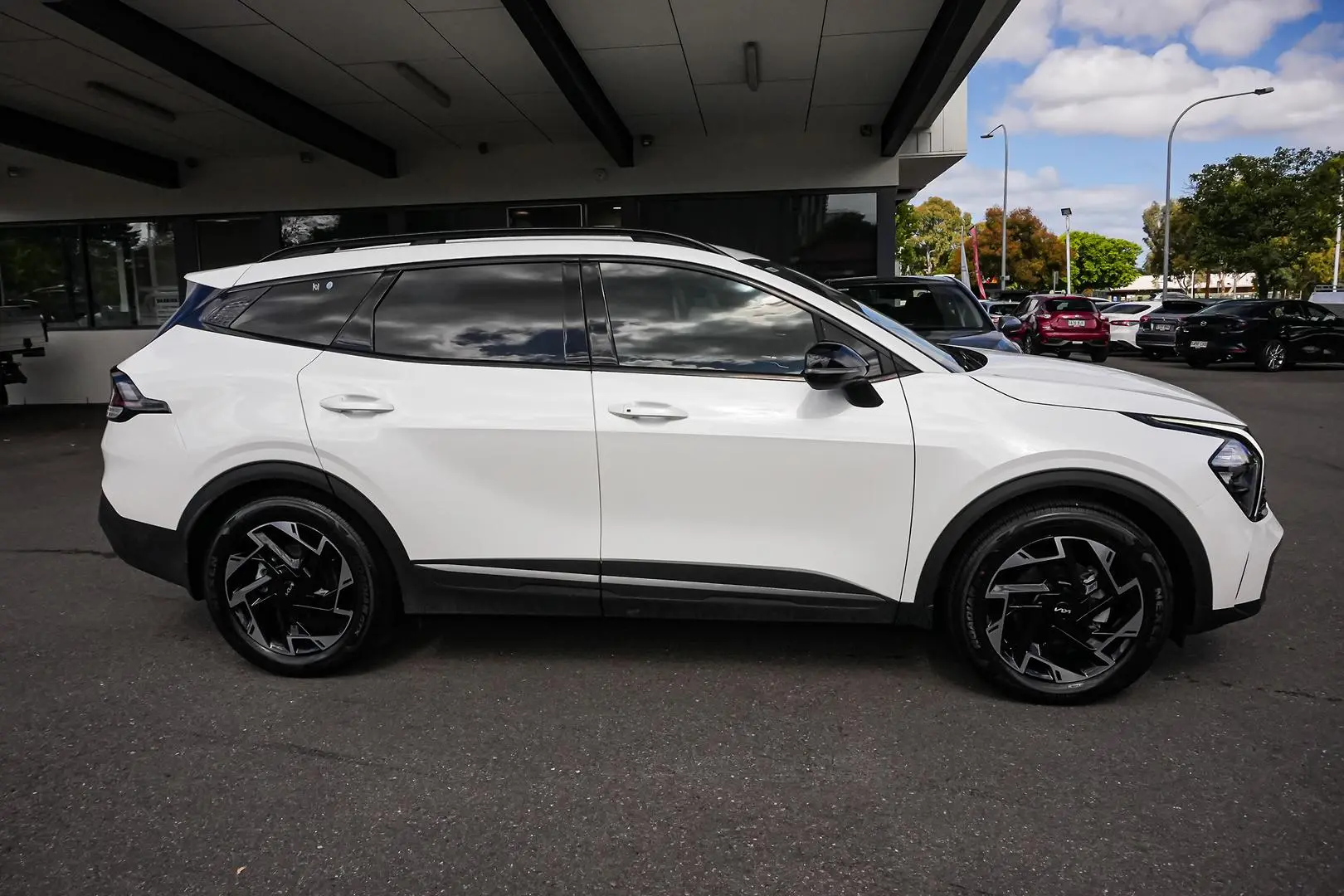 2023 Kia Sportage Gallery Image 4