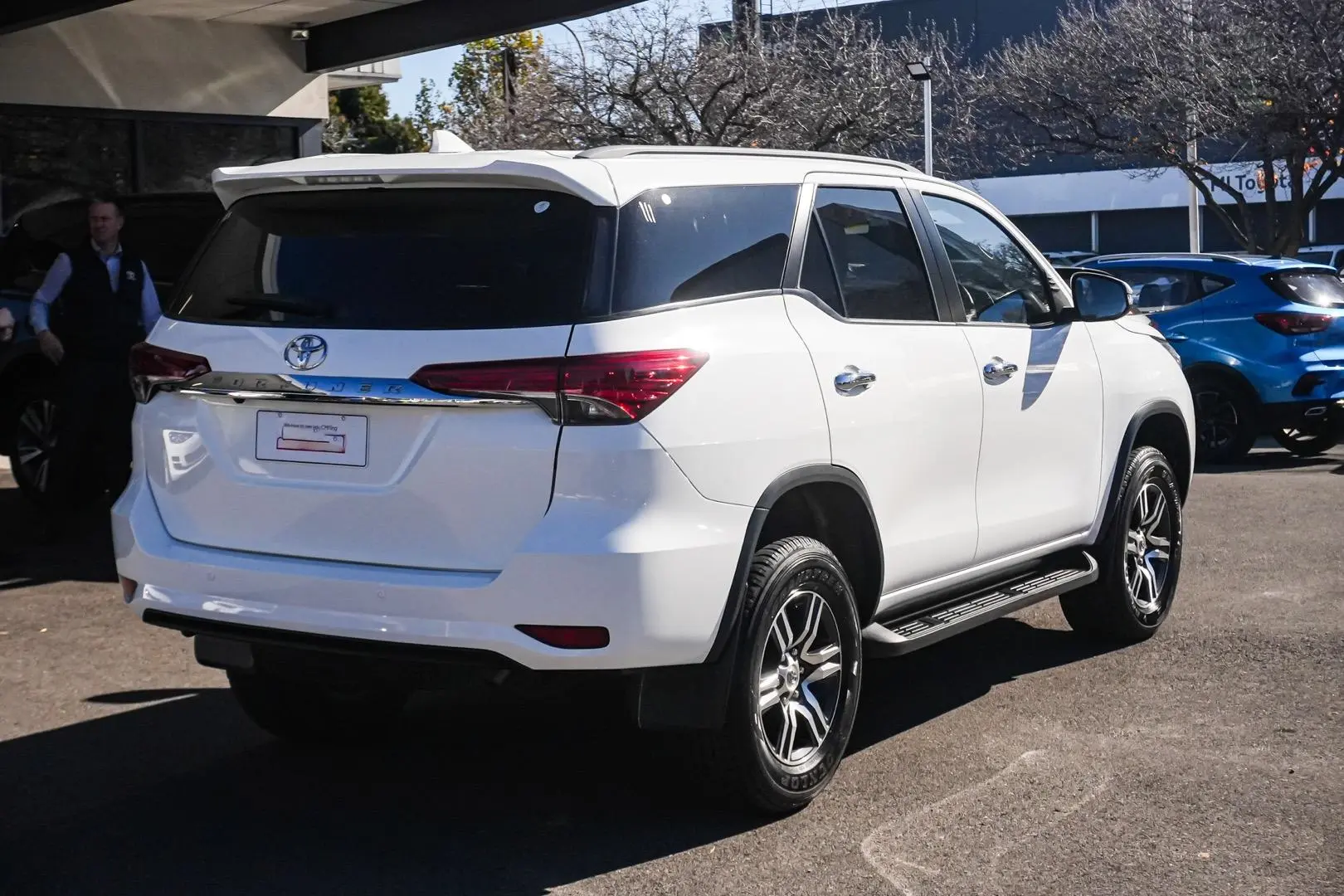 2020 Toyota Fortuner Gallery Image 2