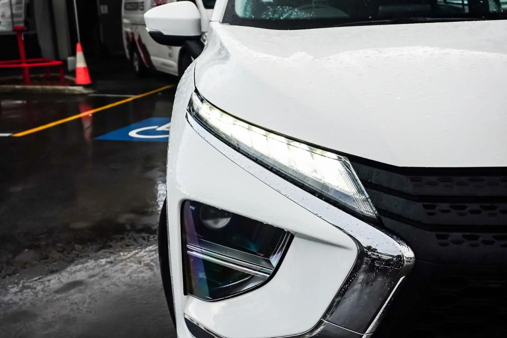 2021 Mitsubishi Eclipse Cross Gallery Image 13