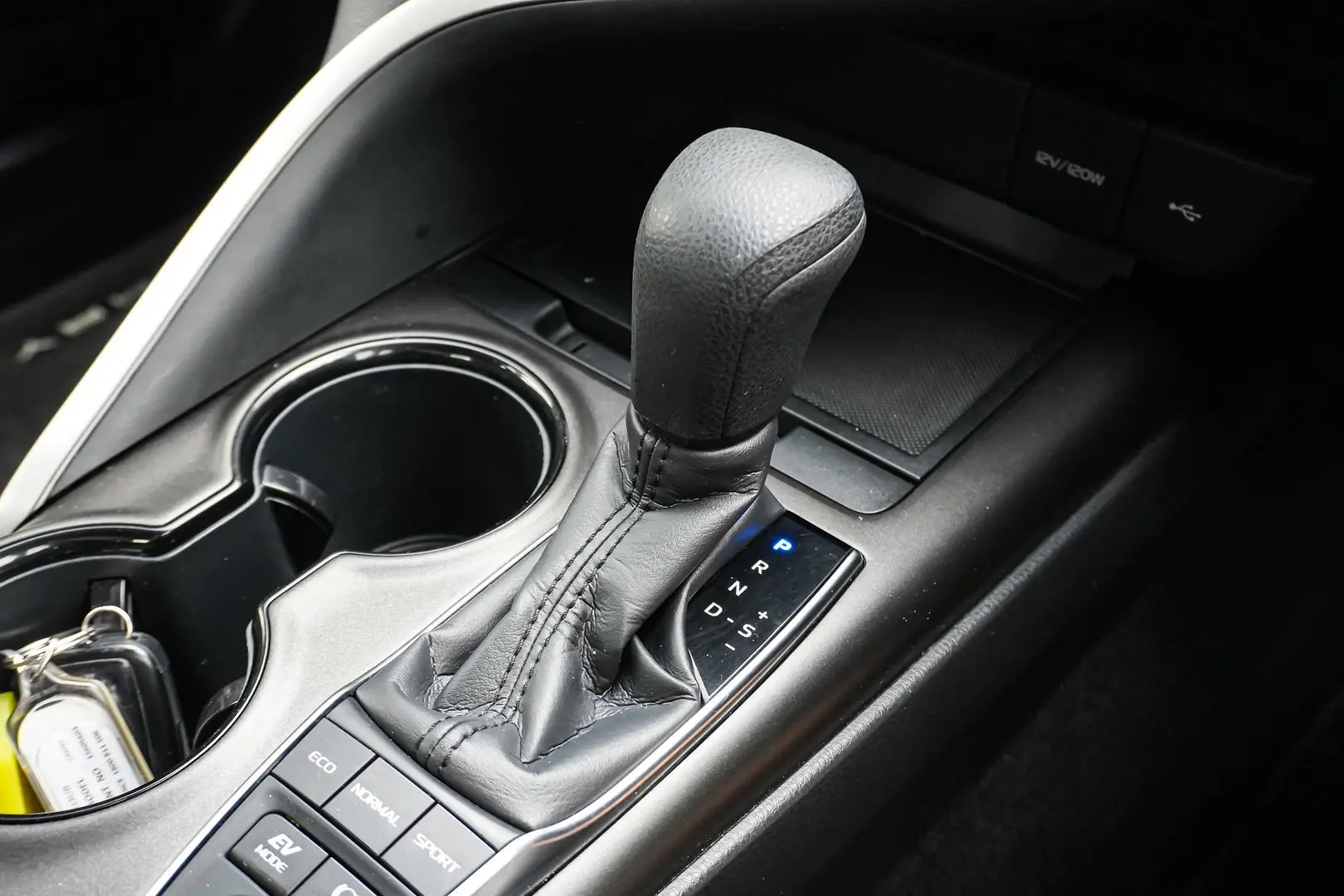 2024 Toyota Camry Gallery Image 18