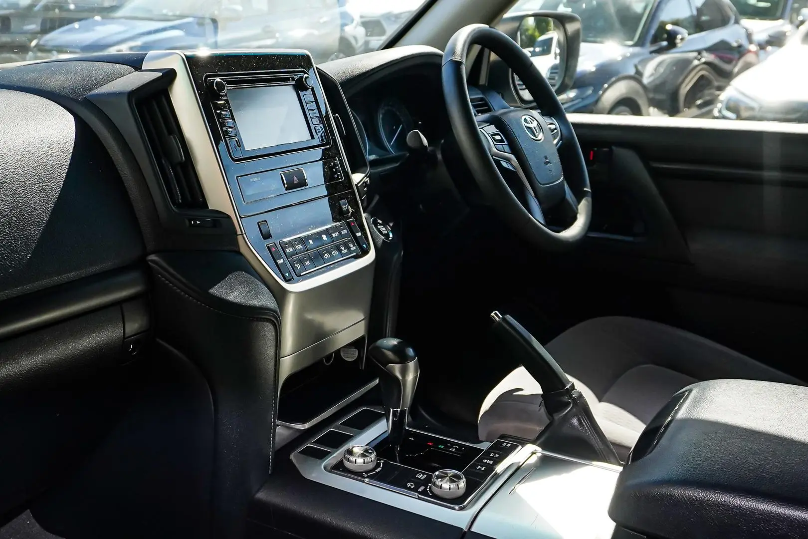 2020 Toyota Landcruiser Gallery Image 10