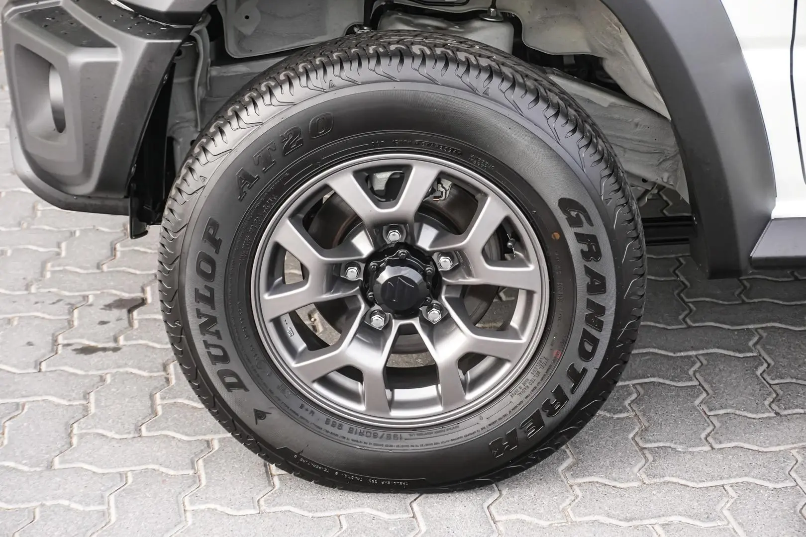 2024 Suzuki Jimny Gallery Image 23