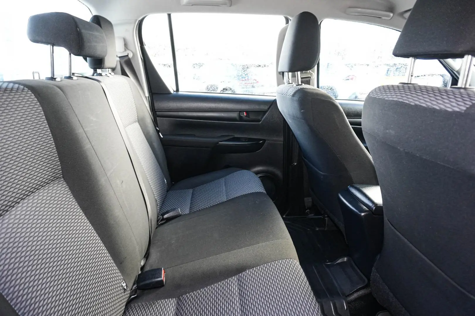 2020 Toyota Hilux Gallery Image 9