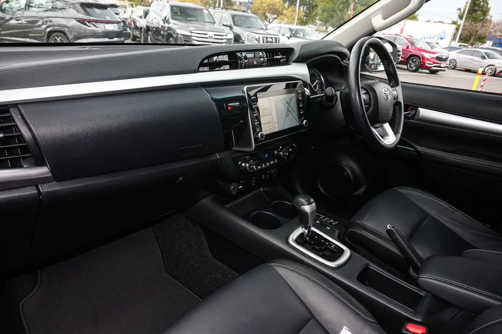 2020 Toyota Hilux Gallery Image 10