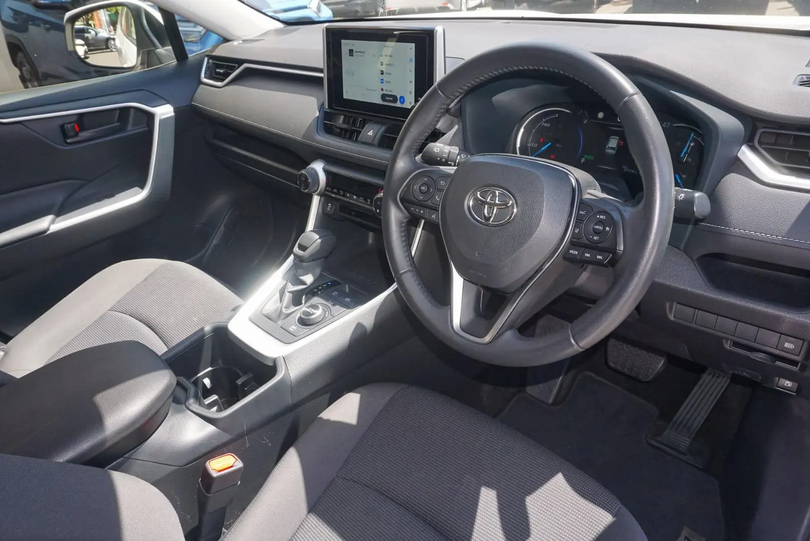 2023 Toyota Rav4 Gallery Image 7