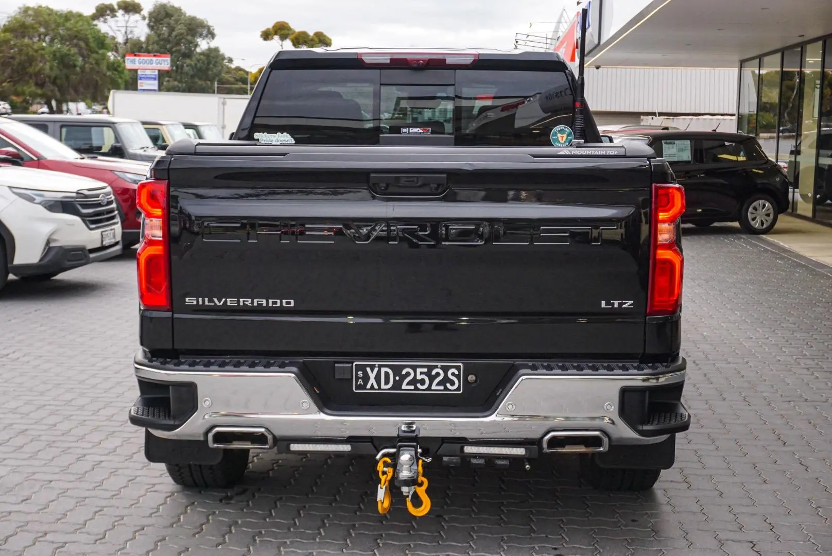 2024 Chevrolet Silverado Gallery Image 6