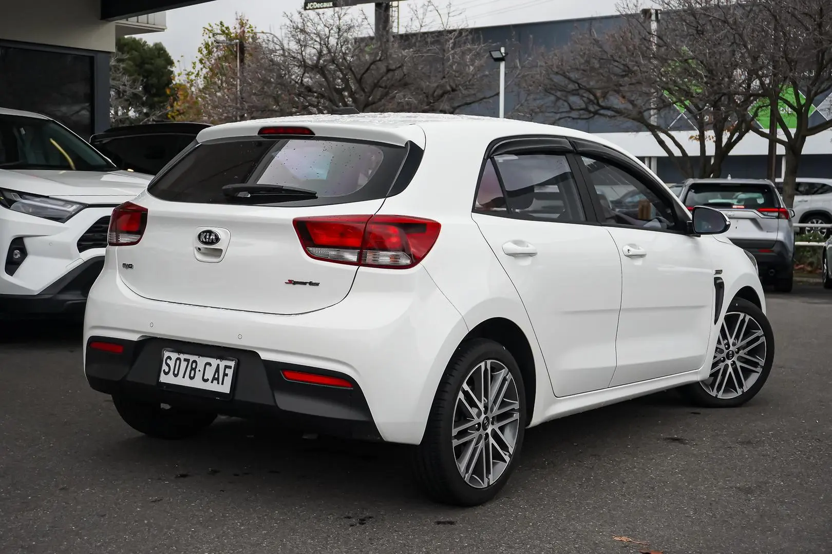 2020 Kia Rio Gallery Image 3