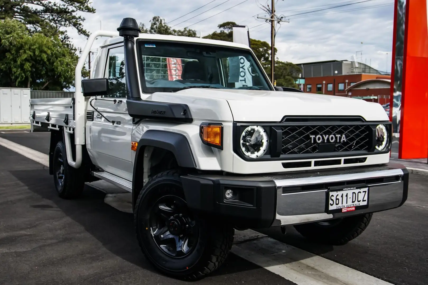 2024 Toyota Landcruiser Gallery Image 1