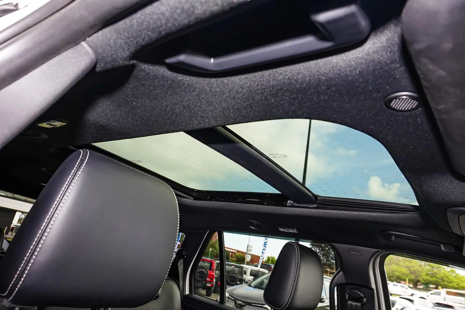 2024 Ford Everest Gallery Image 7