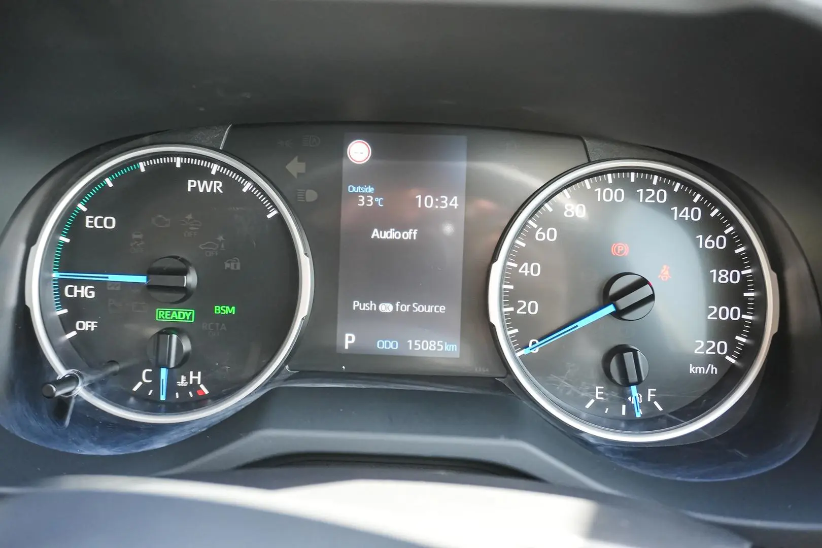 2022 Toyota RAV4 Gallery Image 18