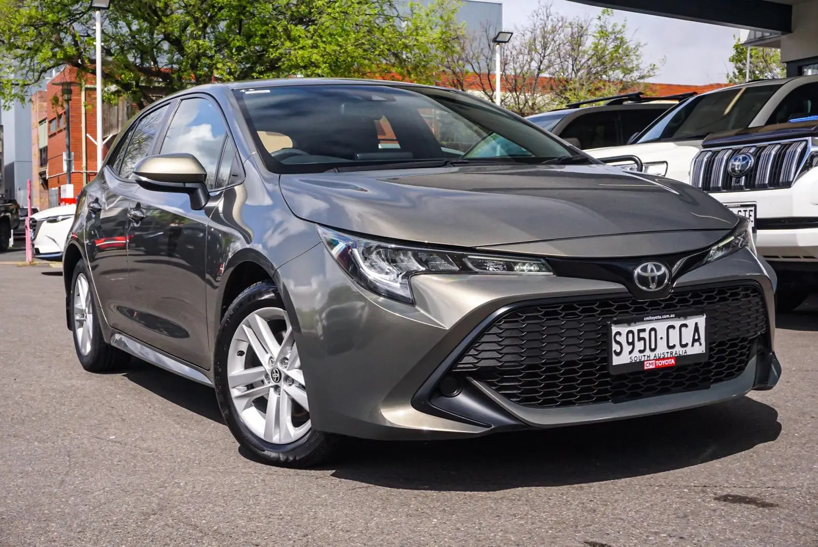 2019 Toyota Corolla Image 2