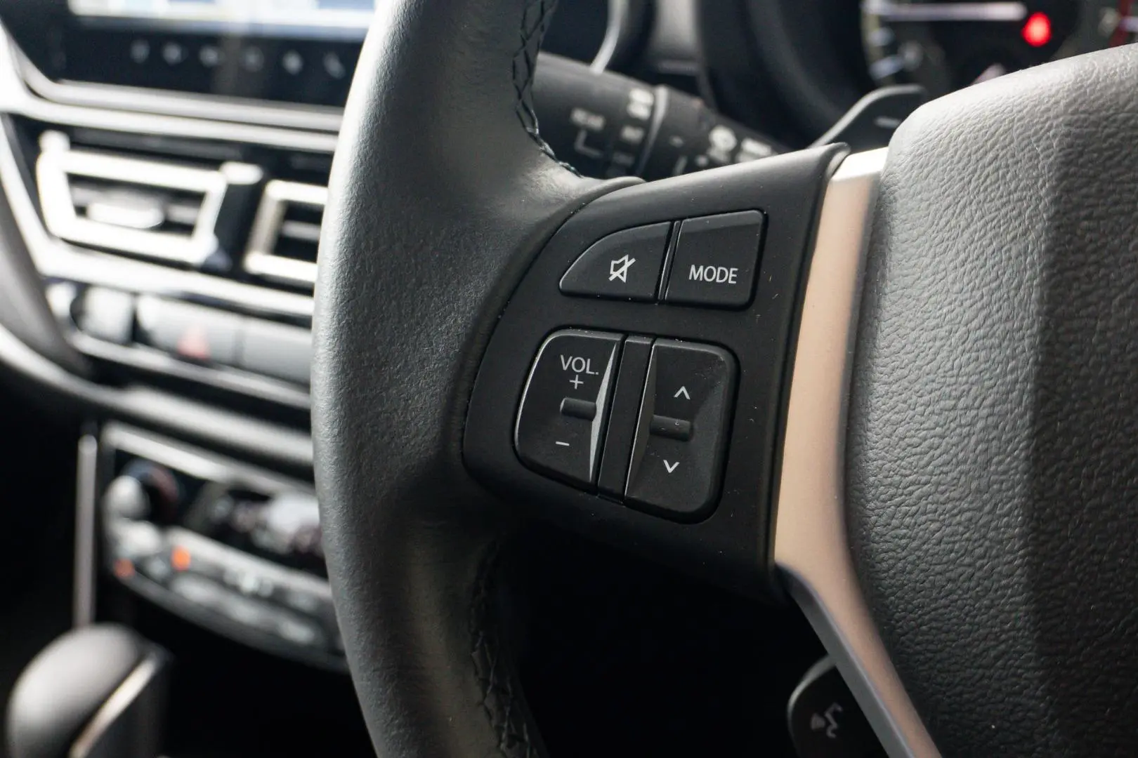 2023 Suzuki S-Cross Gallery Image 19