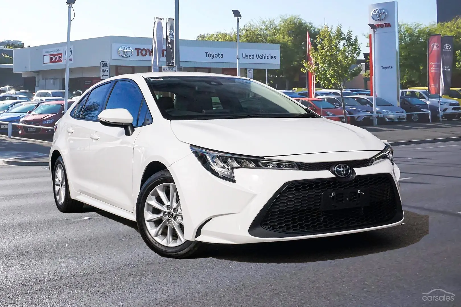 2020 Toyota Corolla Image 1