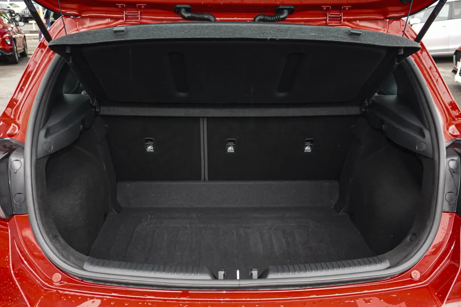 2021 Hyundai i30 Gallery Image 9