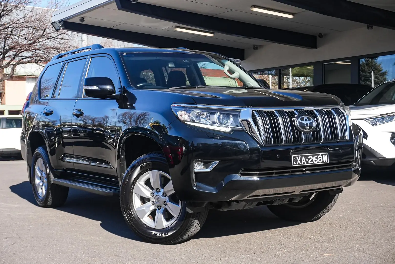 2020 Toyota Landcruiser Prado Gallery Image 1