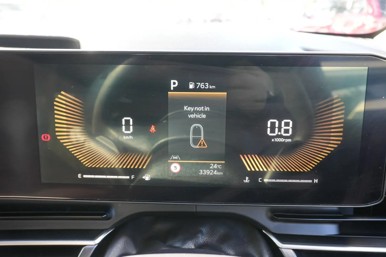 2024 Kia Carnival Gallery Image 17