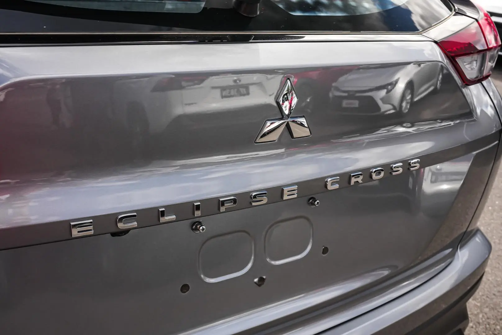2023 Mitsubishi Eclipse Cross Gallery Image 15