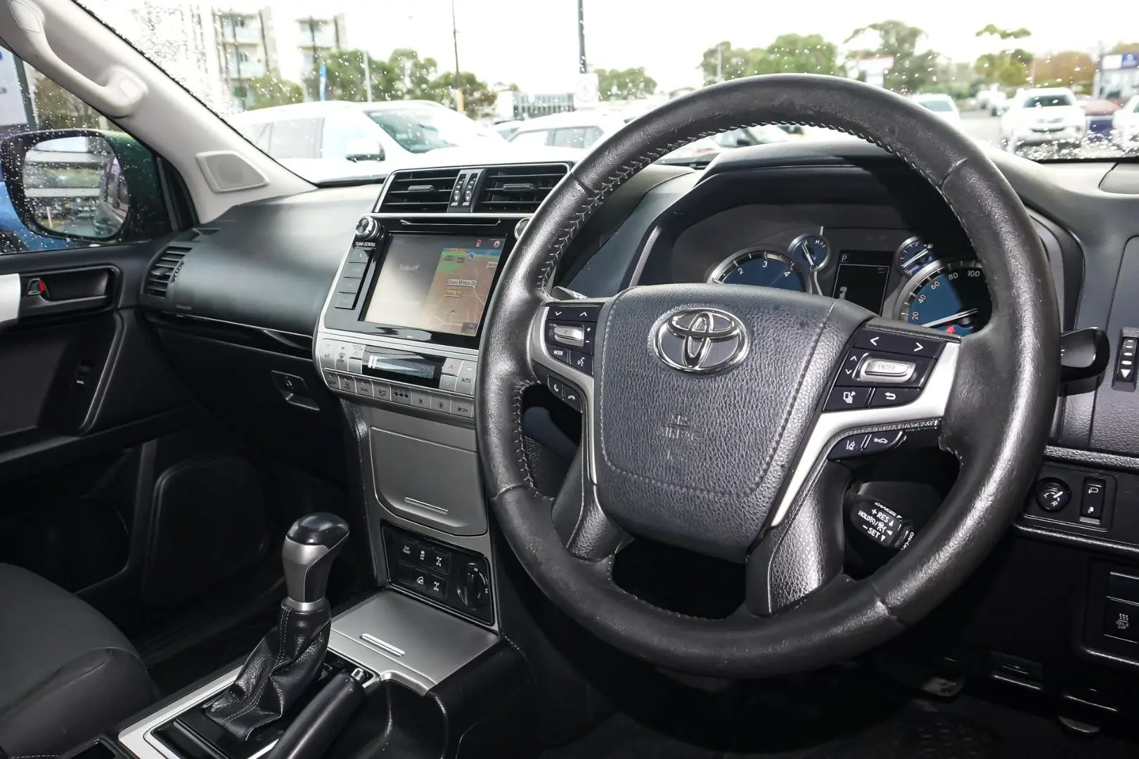 2018 Toyota Landcruiser Prado Gallery Image 6