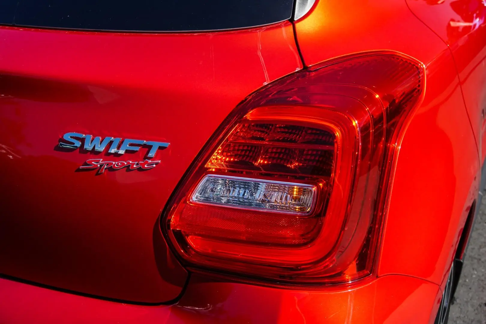 2023 Suzuki Swift Image 13