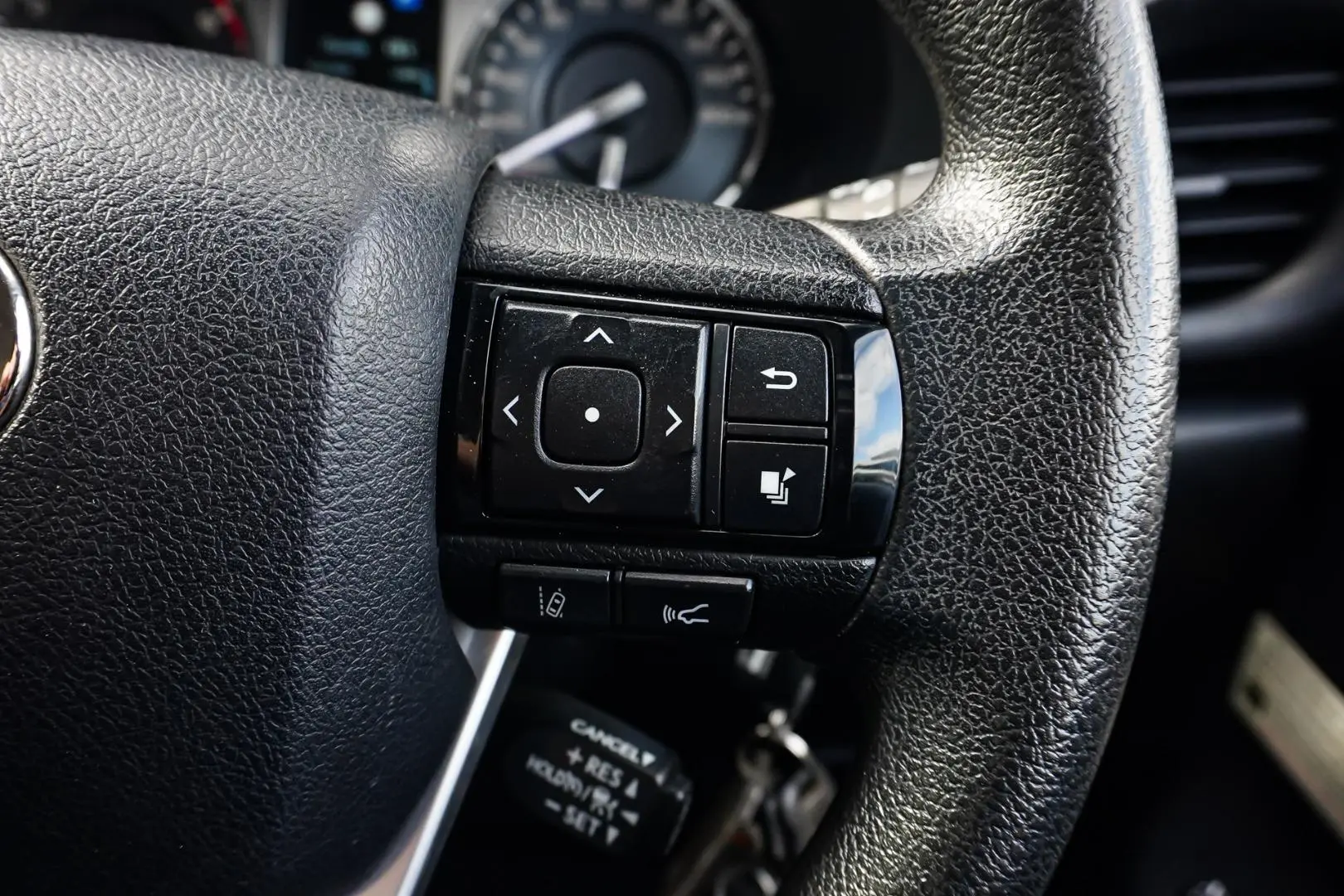 2022 Toyota Hilux Gallery Image 19