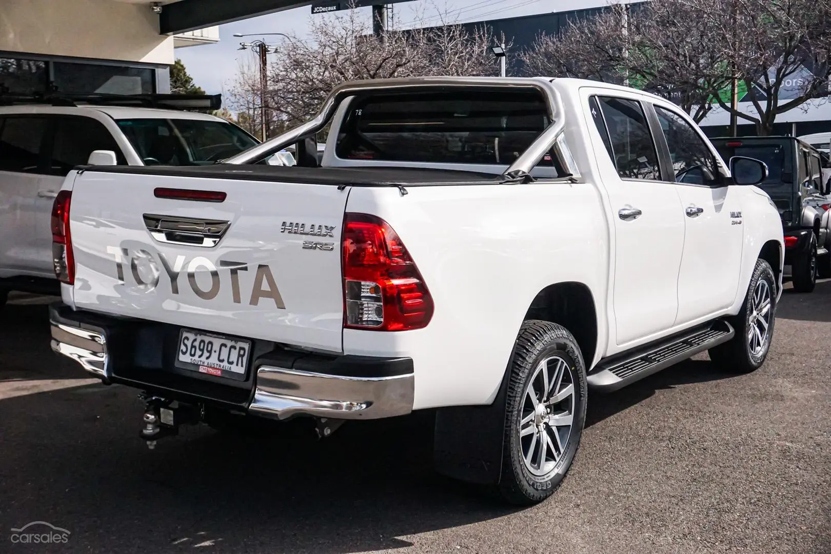 2019 Toyota Hilux Image 3