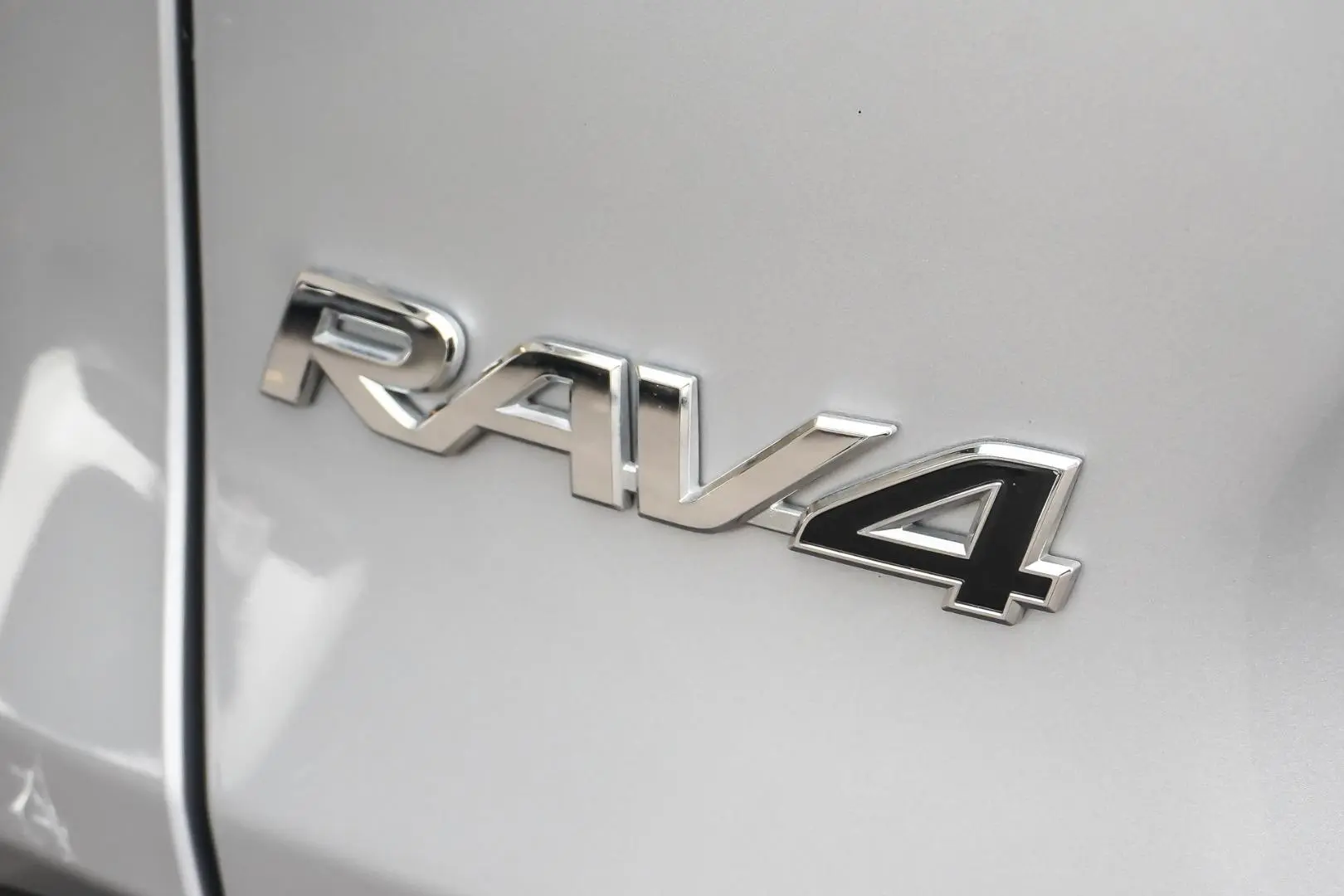 2024 Toyota RAV4 Gallery Image 15