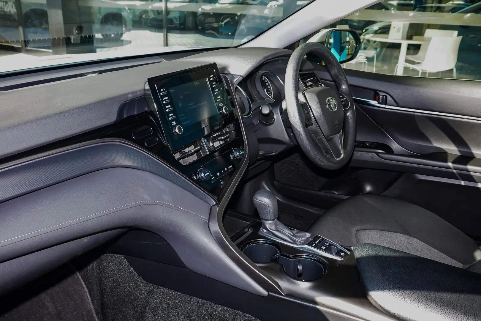 2023 Toyota Camry Gallery Image 10