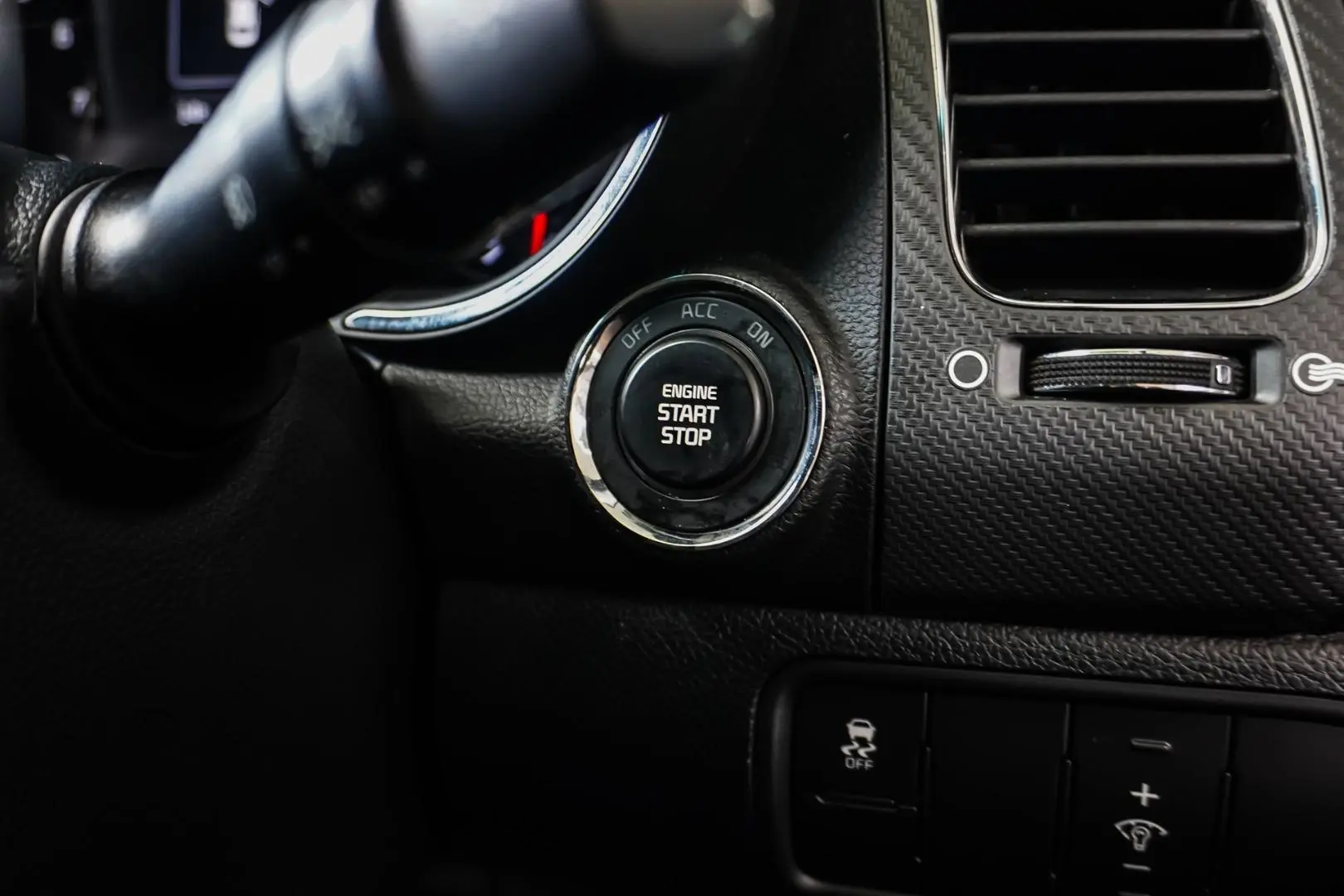 2018 Kia Cerato Gallery Image 24