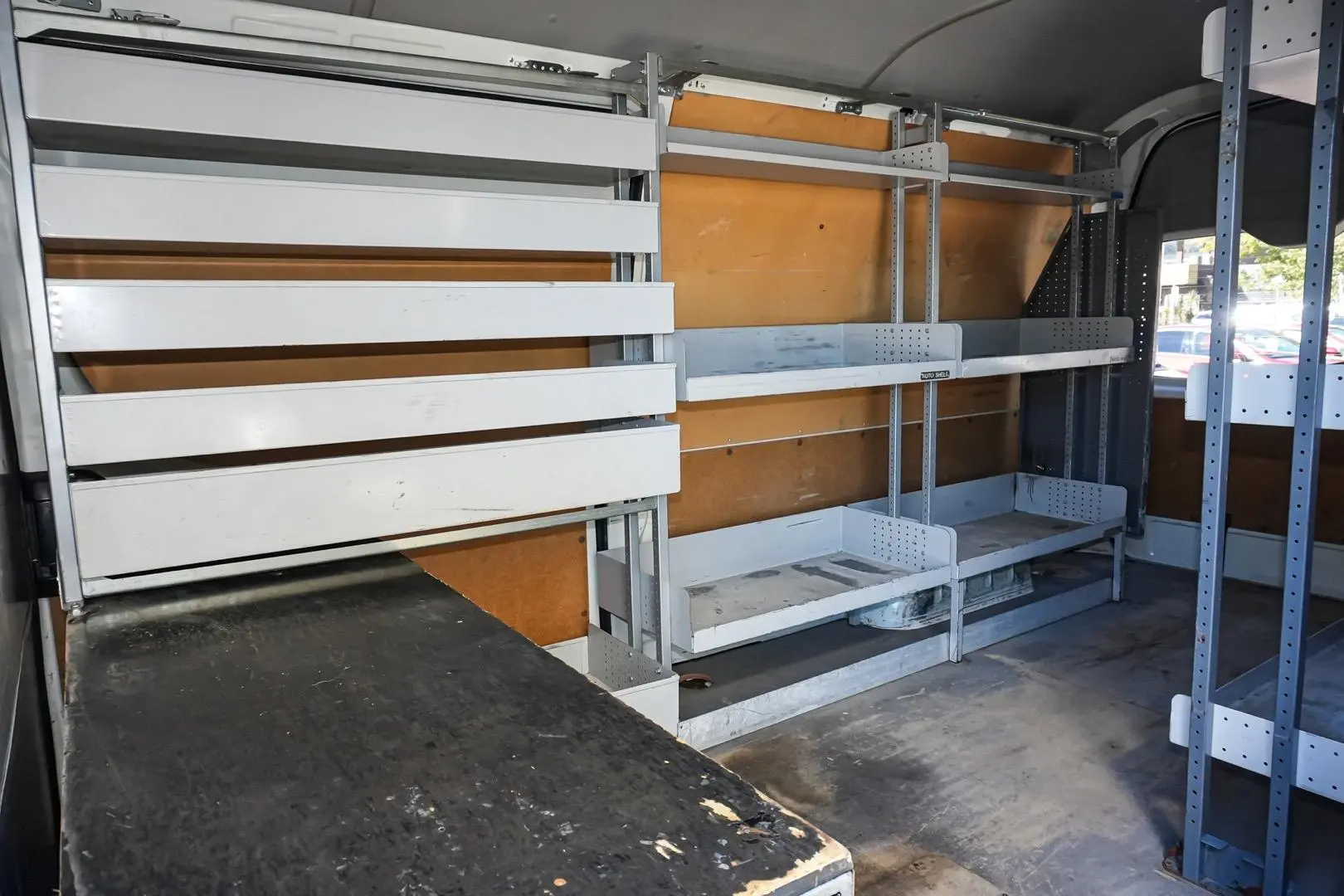 2017 Toyota Hiace Gallery Image 15