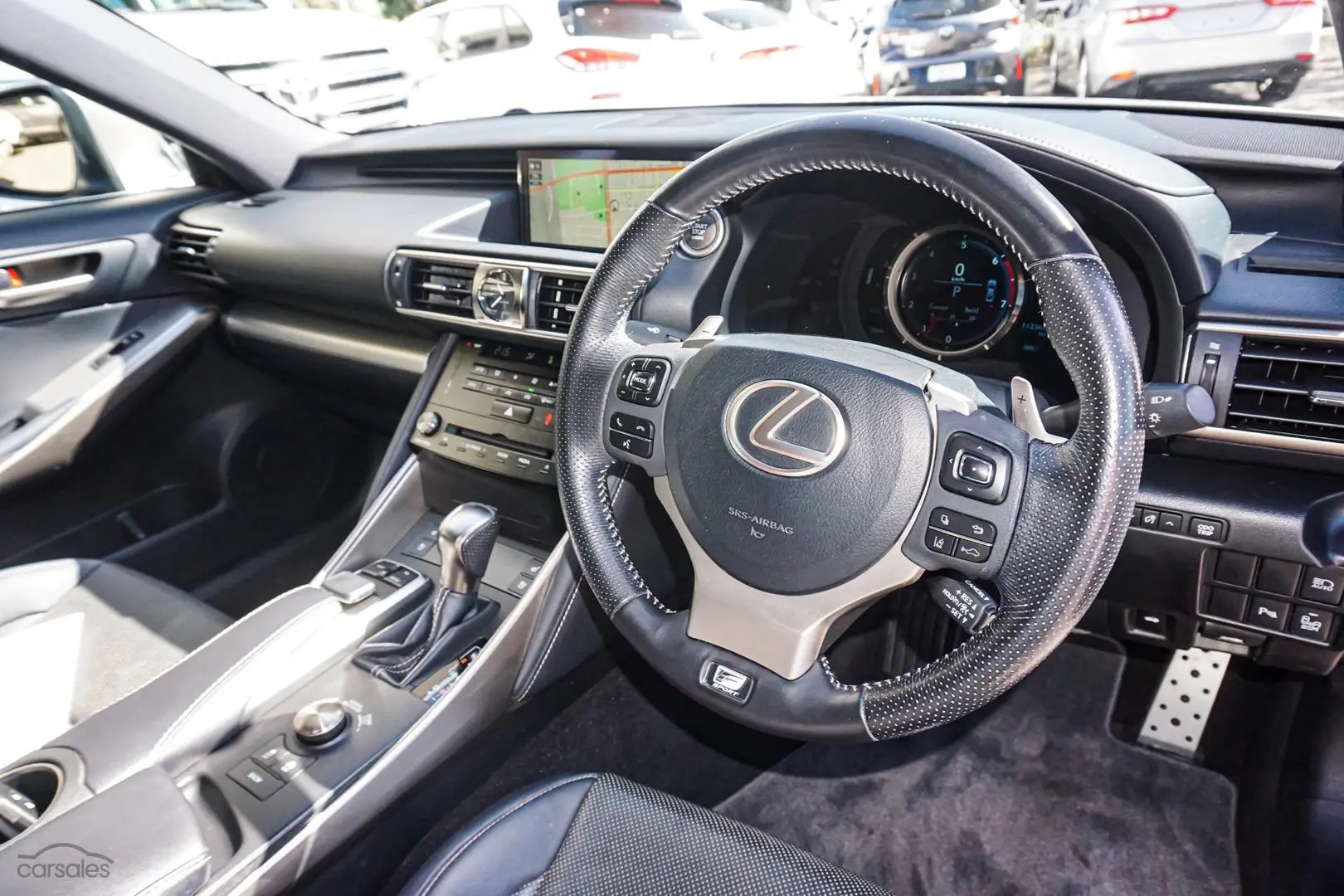 2018 Lexus IS Image 7