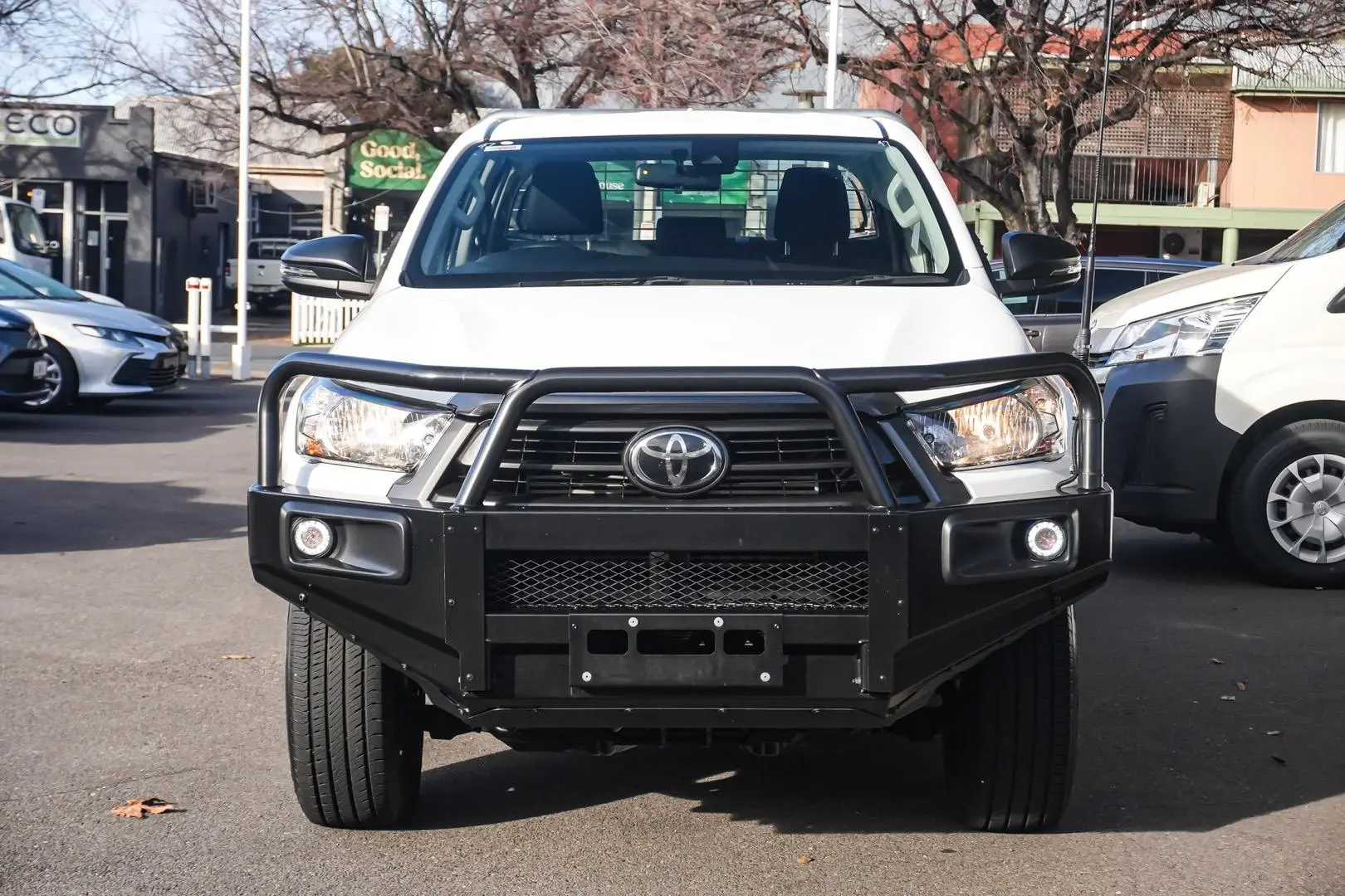 2022 Toyota Hilux Gallery Image 4