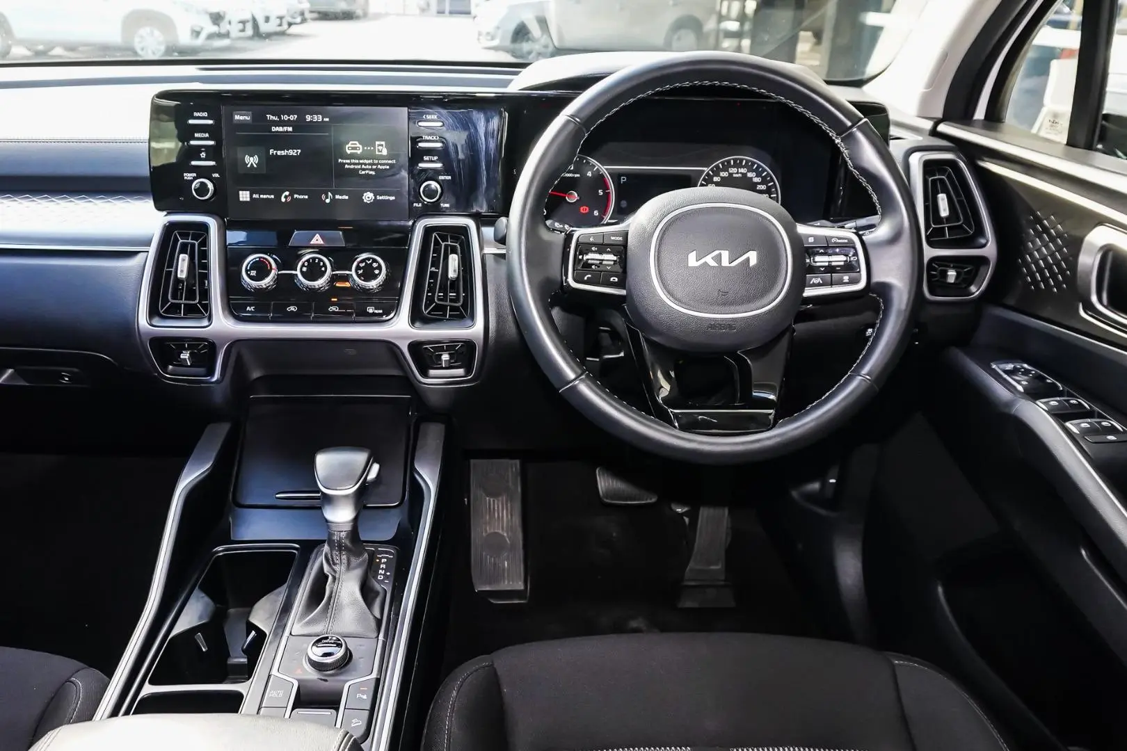 2023 Kia Sorento Gallery Image 9