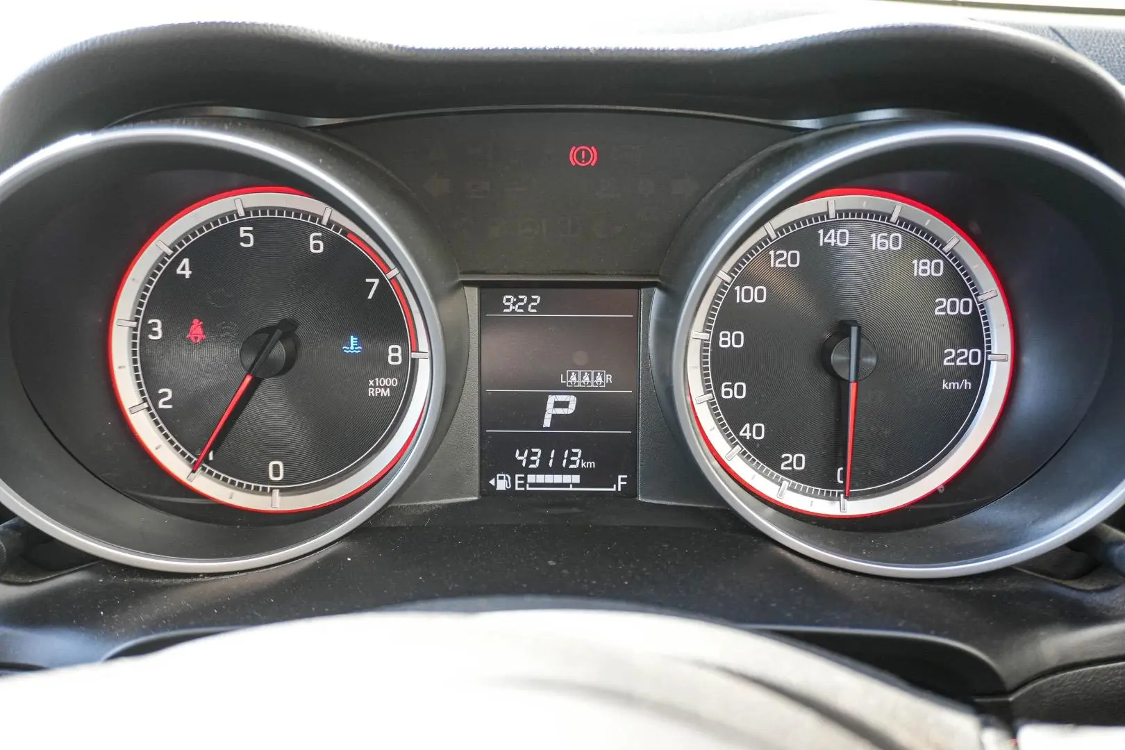 2020 Suzuki Swift Gallery Image 17