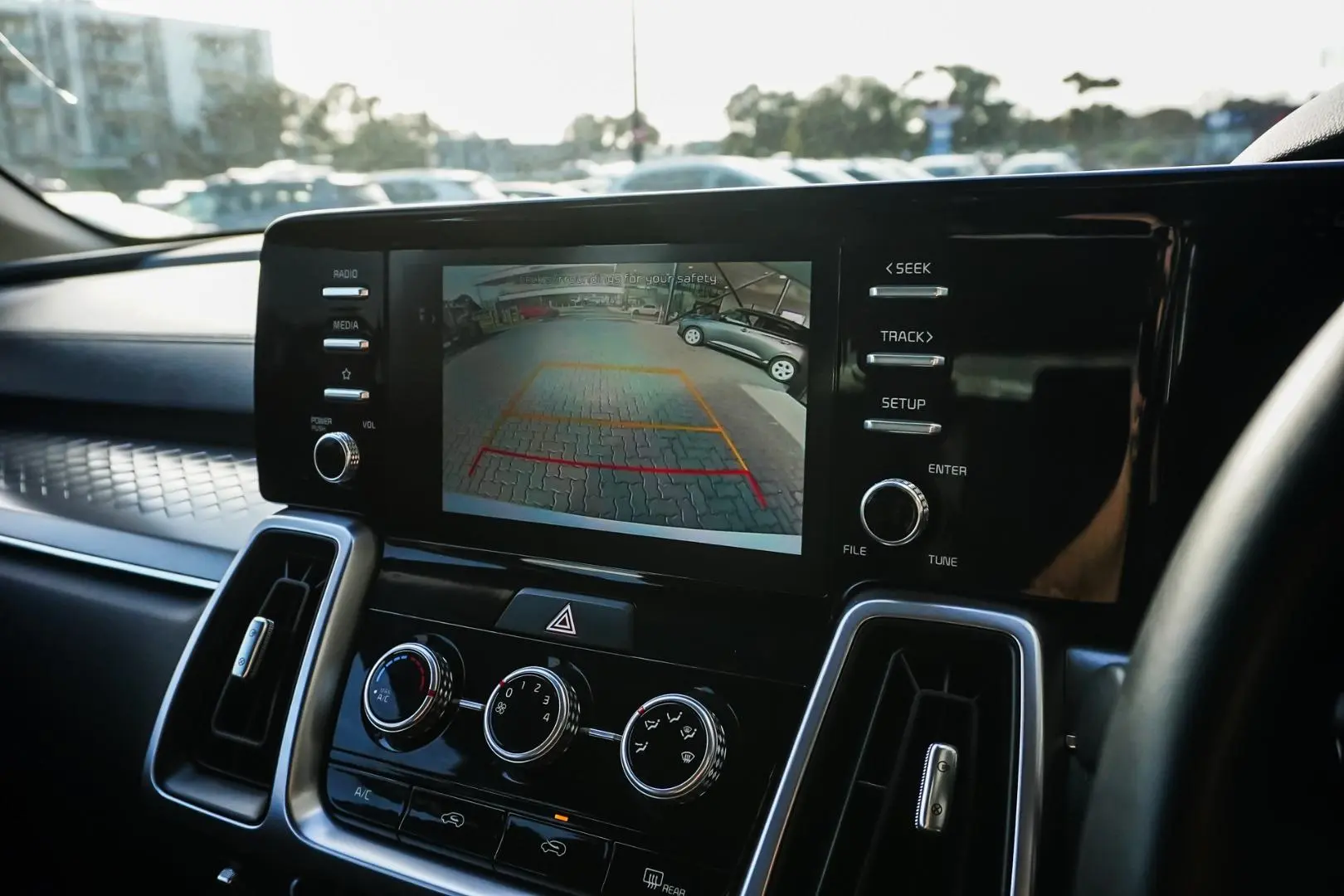 2023 Kia Sorento Gallery Image 24