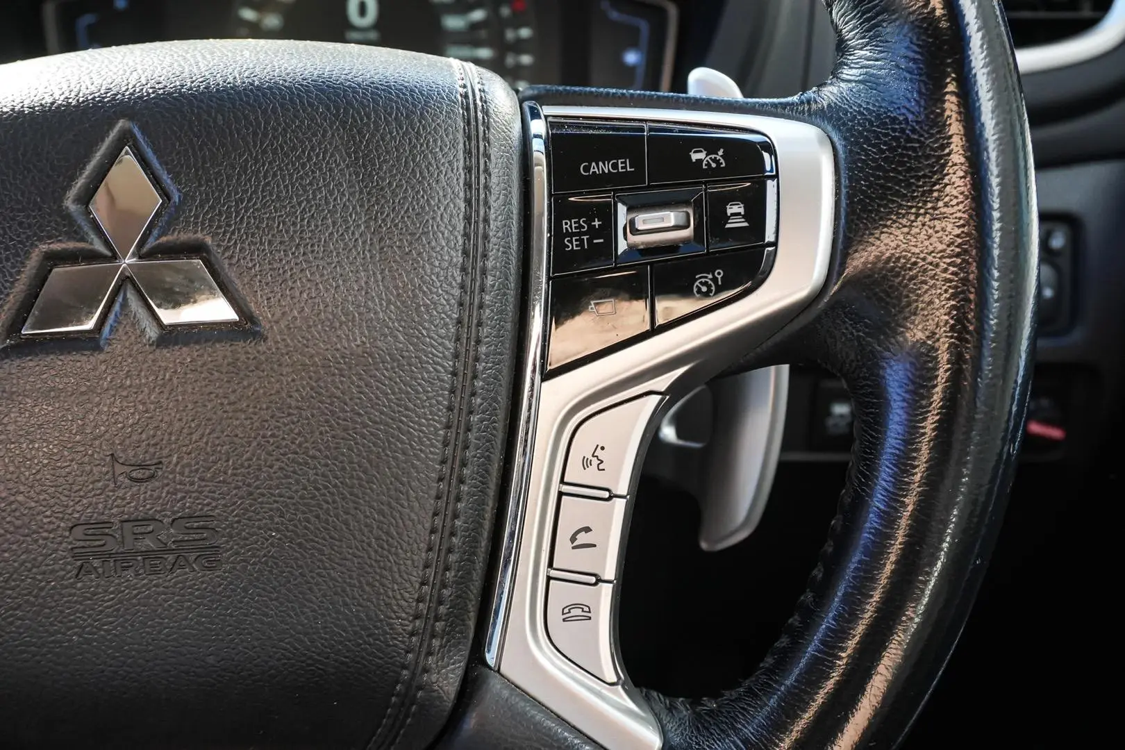 2020 Mitsubishi Pajero Sport Gallery Image 21
