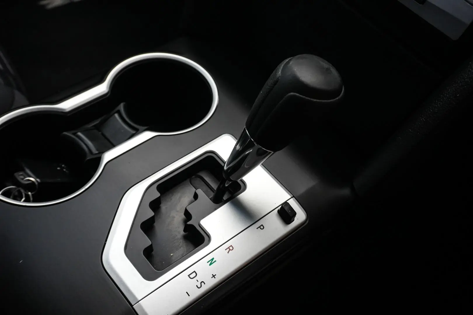 2017 Toyota Camry Gallery Image 18