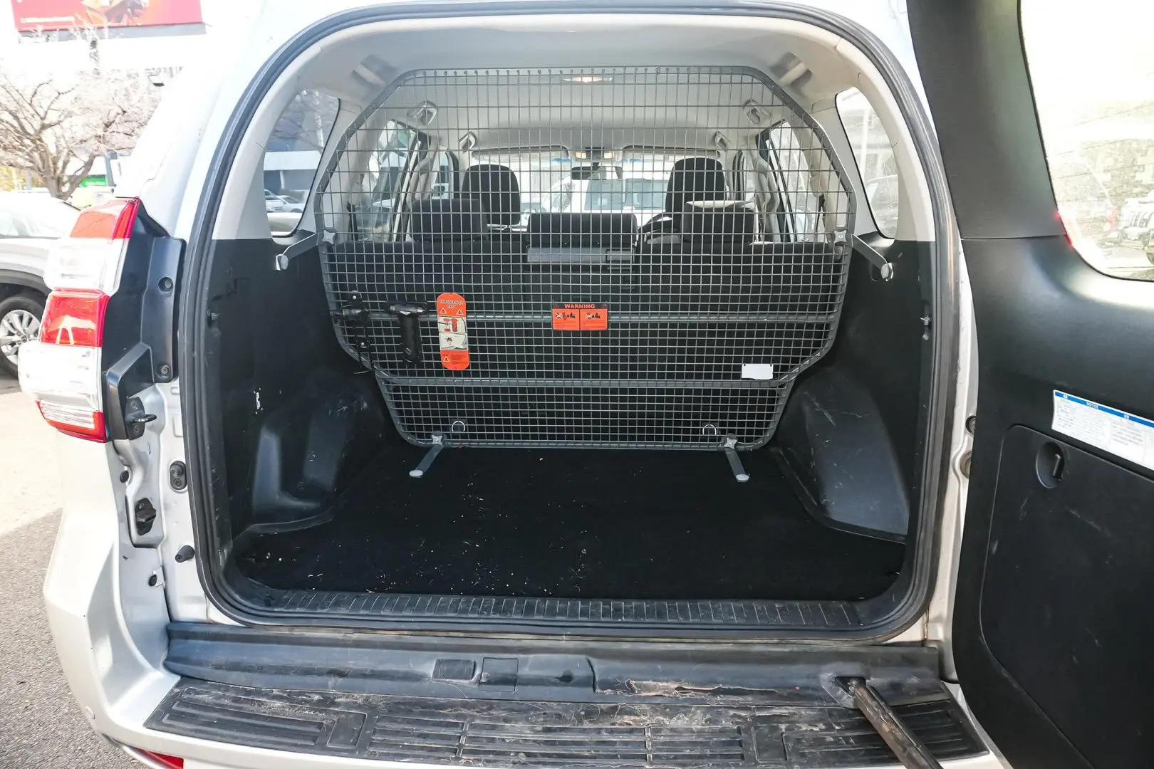 2015 Toyota Landcruiser Prado Gallery Image 10