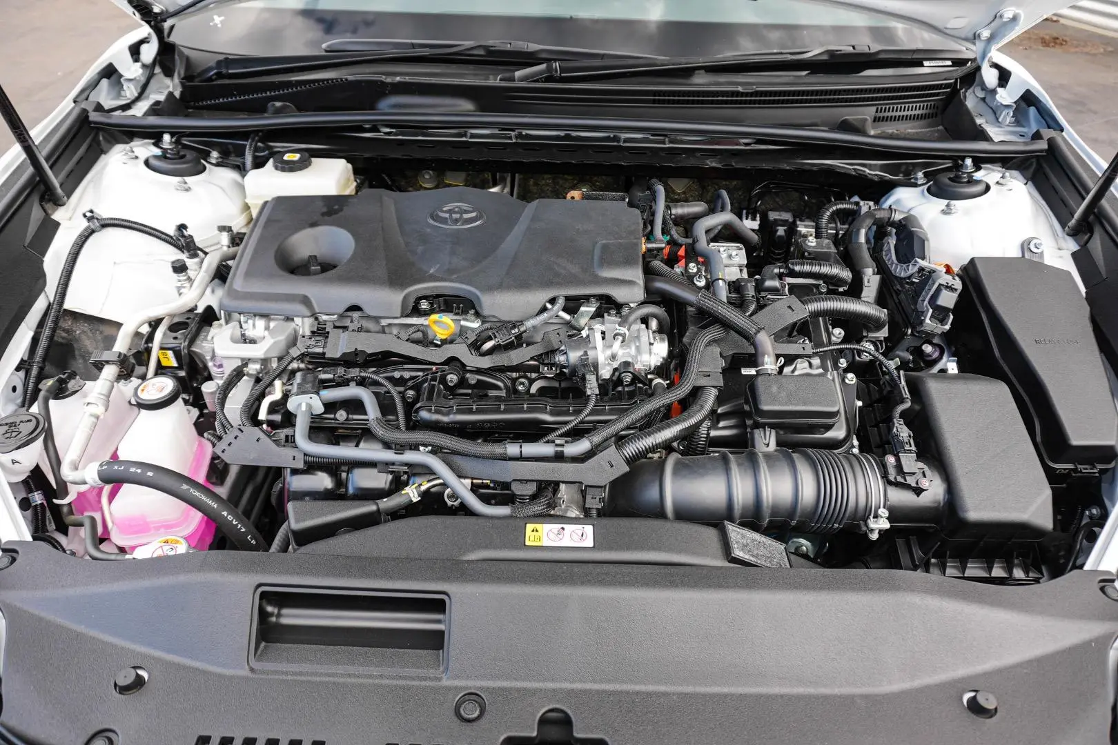 2025 Toyota Camry Gallery Image 23